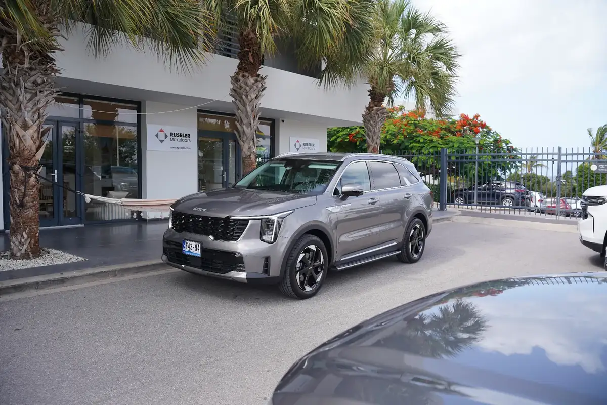 Ruseler Car Rentals — huurauto's in Jan Thiel, Curacao